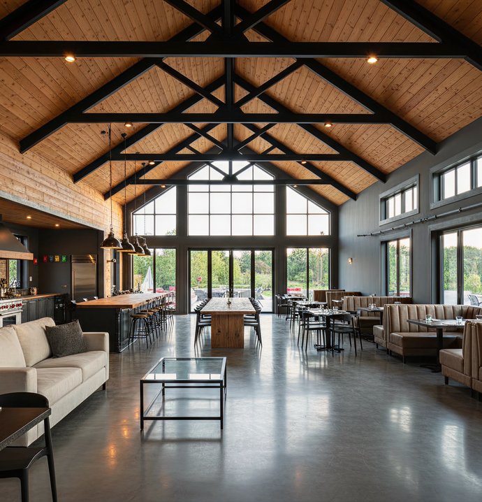Steel barndominium home in Ontario